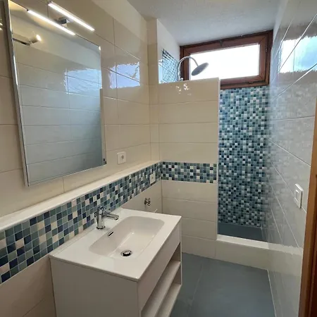 Apartmanhotel La Mitica 99 Del Portolaconia 3*