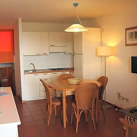 Aparthotel La Mitica 99 Del Portolaconia 3*