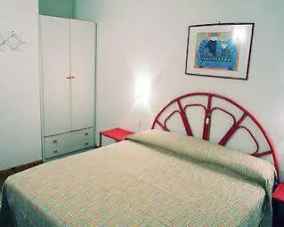La Mitica 99 Del Portolaconia Apartmanhotel