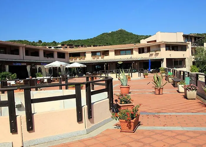 Apart-hotel La Mitica 99 Del Portolaconia Cannigione